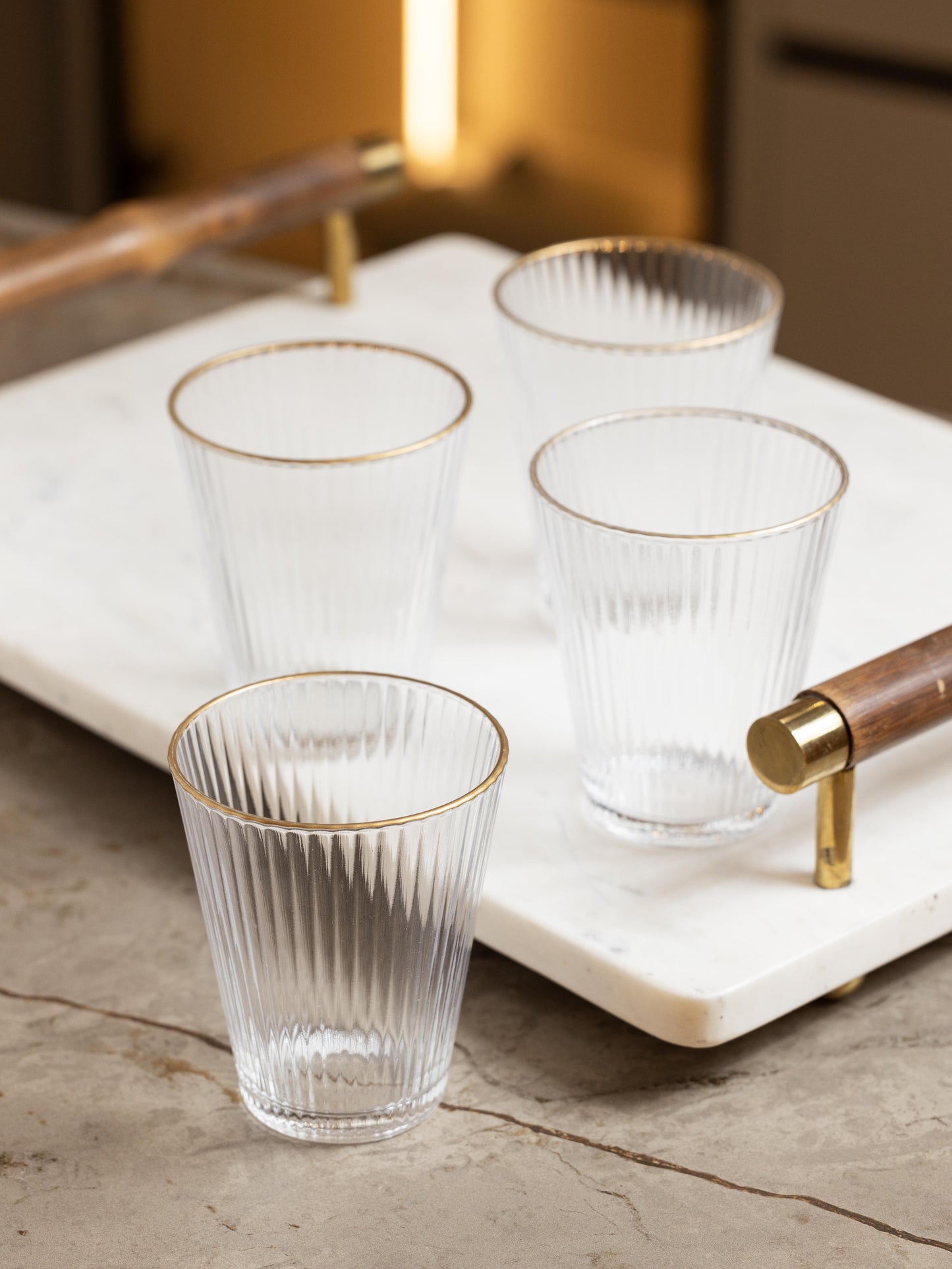 شاف تقديم بتصميم أنيق