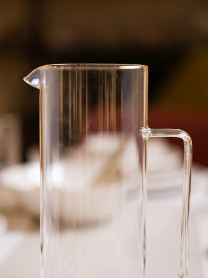 شاف تقديم بتصميم أنيق