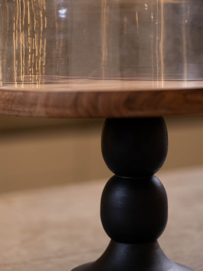 مضيفة كيك بتصميم أنيق