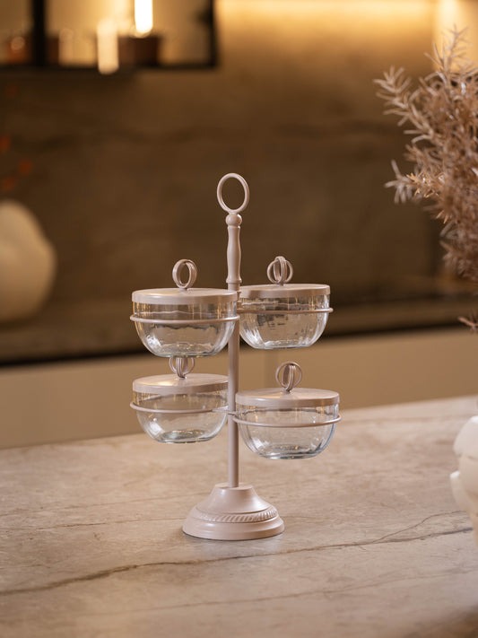 مضيفة حلويات بتصميم كلاسيك