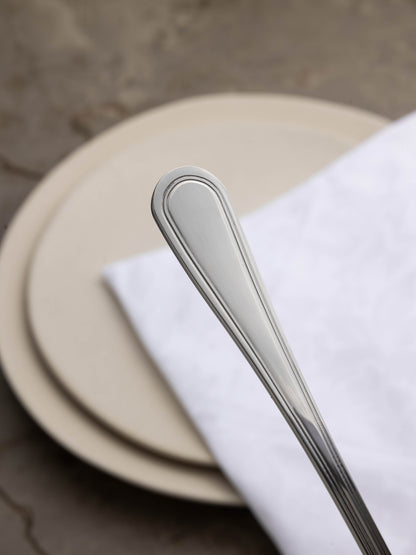 طقم ملاعق بتصميم أنيق