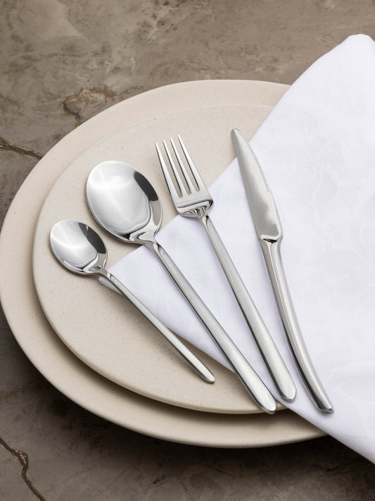 طقم ملاعق بتصميم أنيق