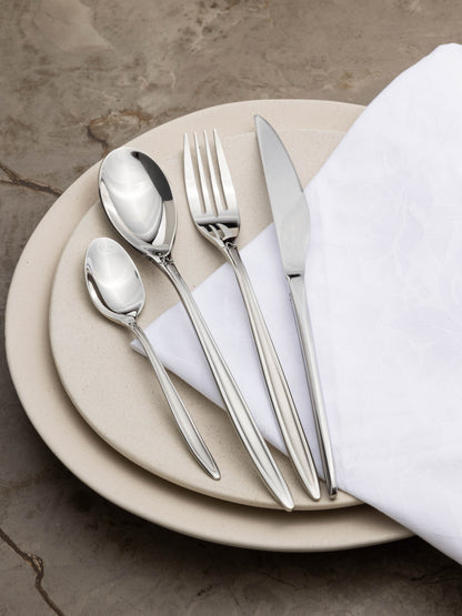 طقم ملاعق بتصميم أنيق