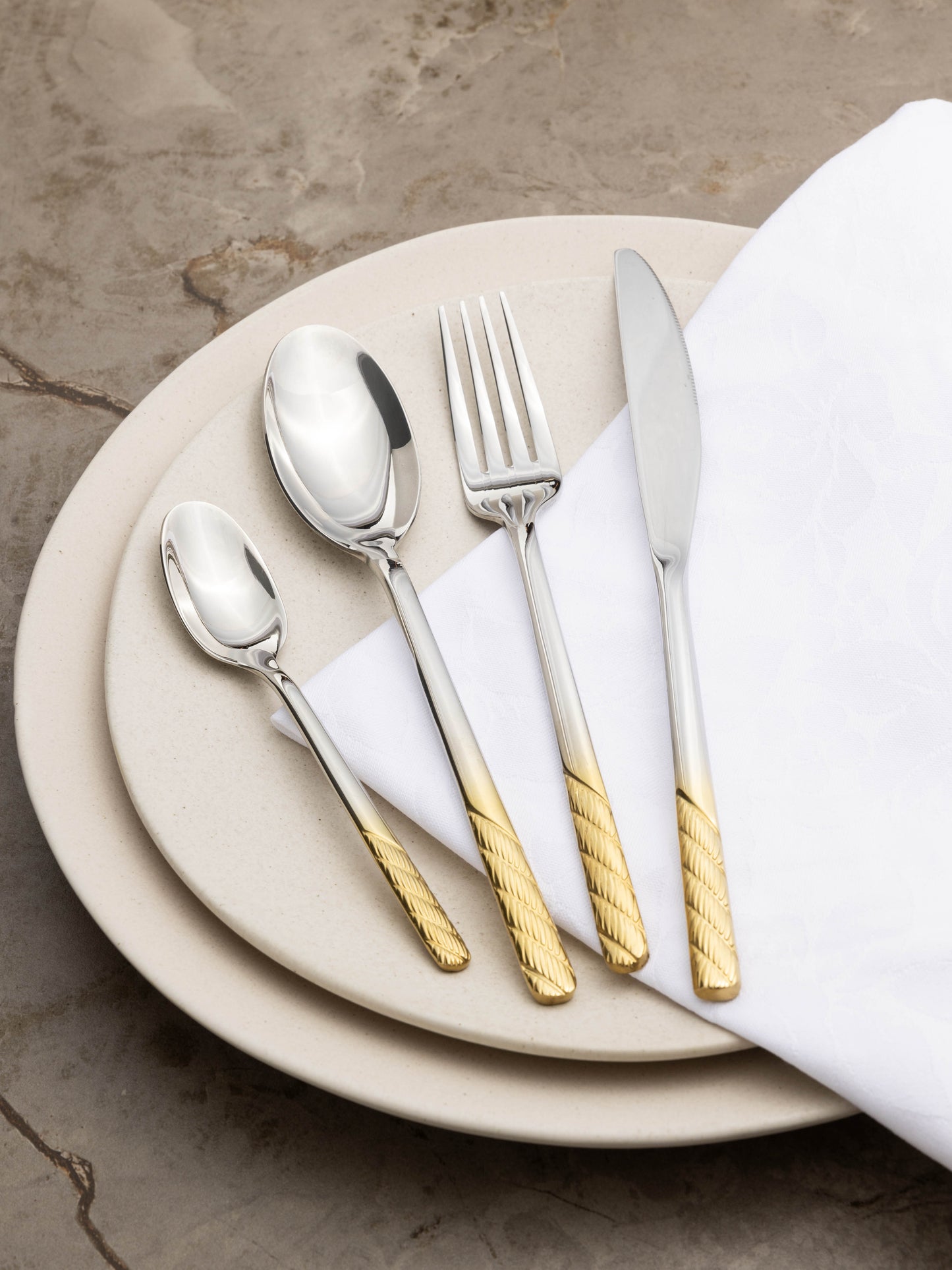 طقم ملاعق بتصميم كلاسيك