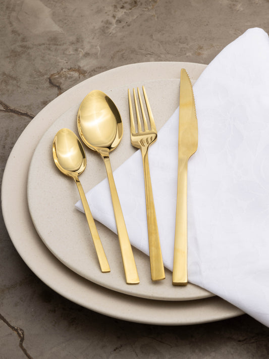 طقم ملاعق بتصميم أنيق