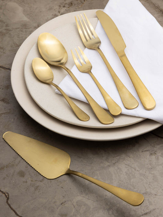 طقم ملاعق بتصميم أنيق