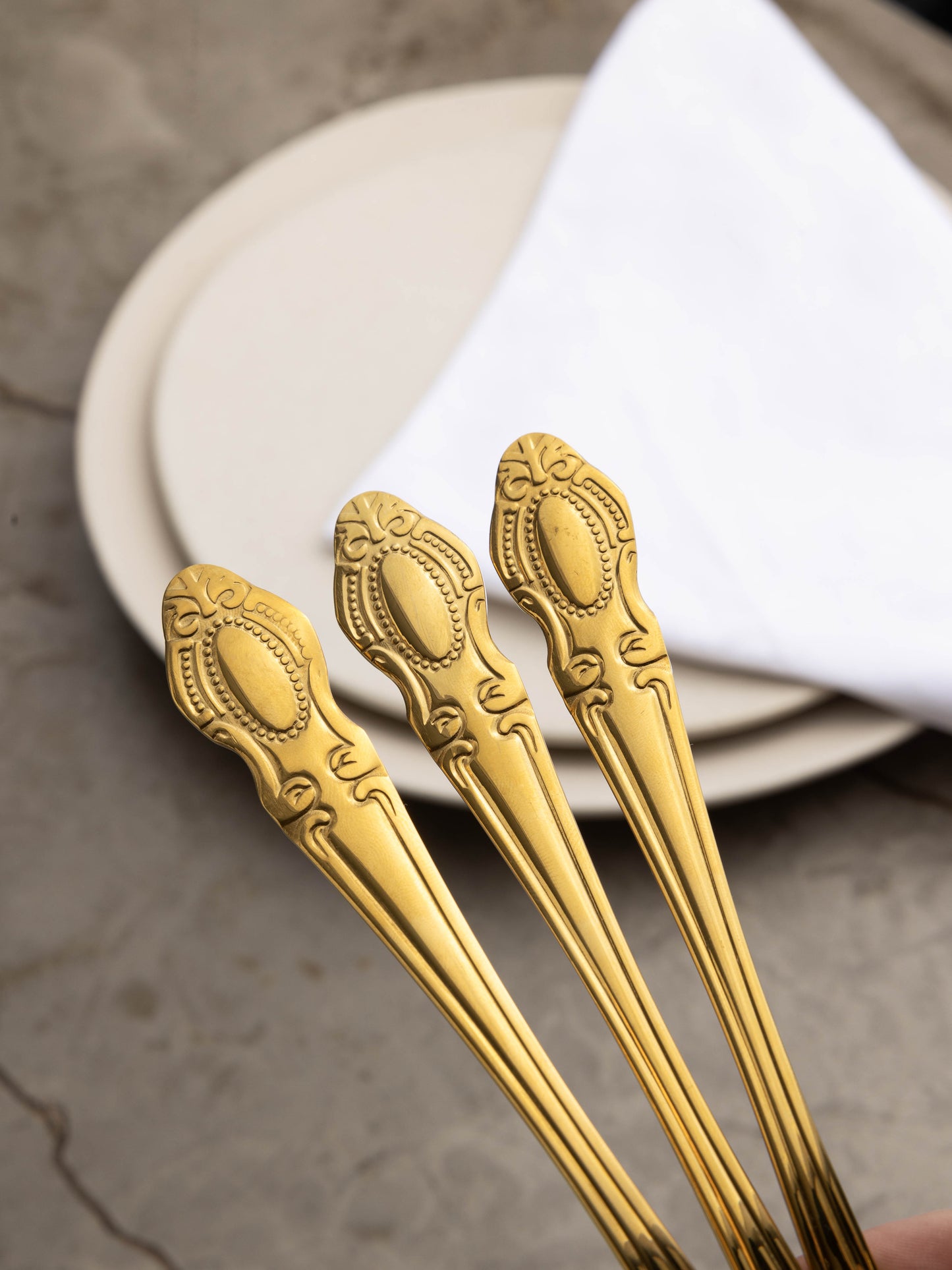 طقم ملاعق بتصميم كلاسيك