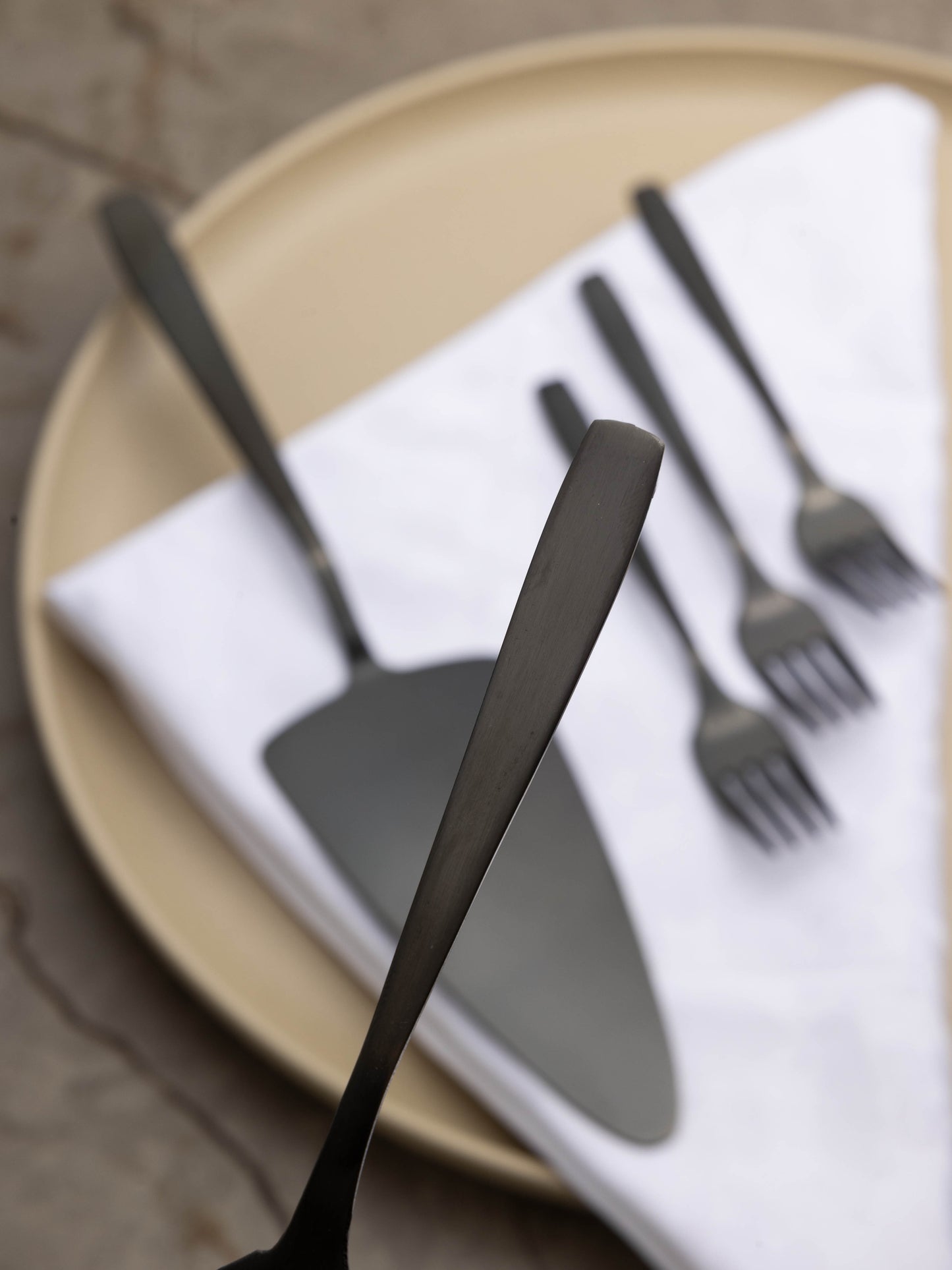 Food appeal  طقم شوك كيك