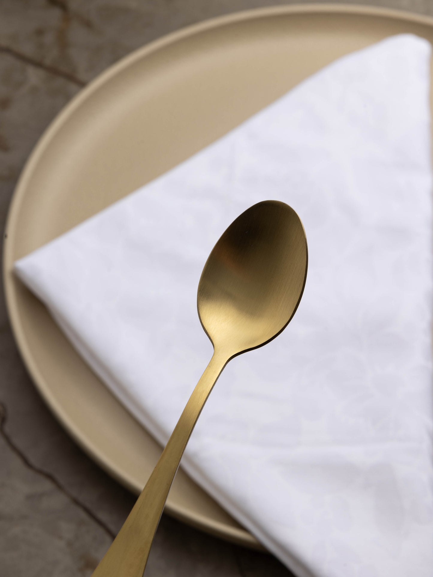 طقم ملاعق حلويات بتصميم أنيق