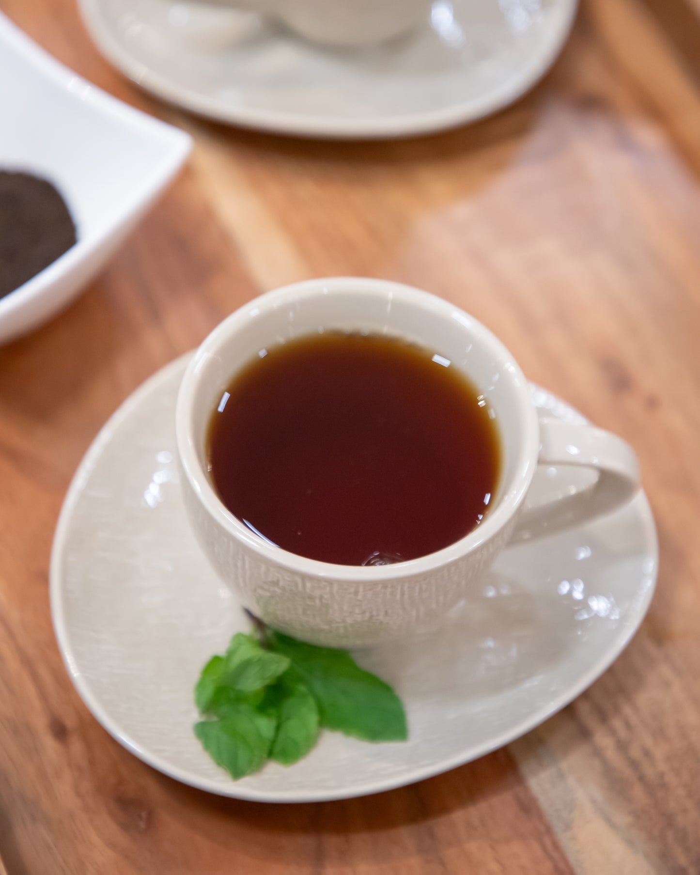 طقم فناجين شاي بورسلان بيج