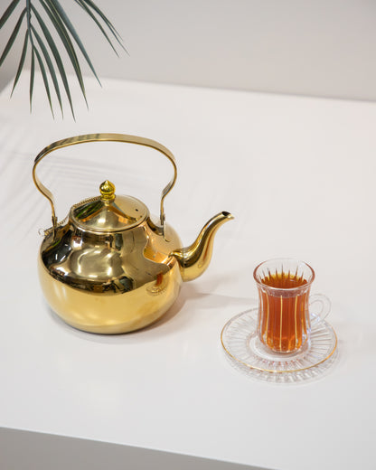 ابريق شاي بتصميم مميز