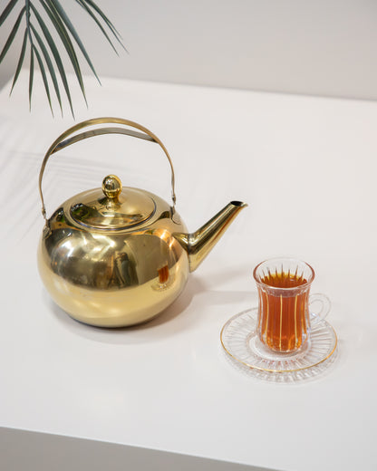 ابريق شاي بتصميم مميز